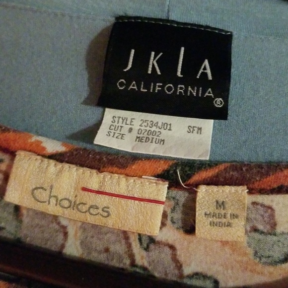 Bundle of 5 Tops (Size Medium) - Picture 8 of 8